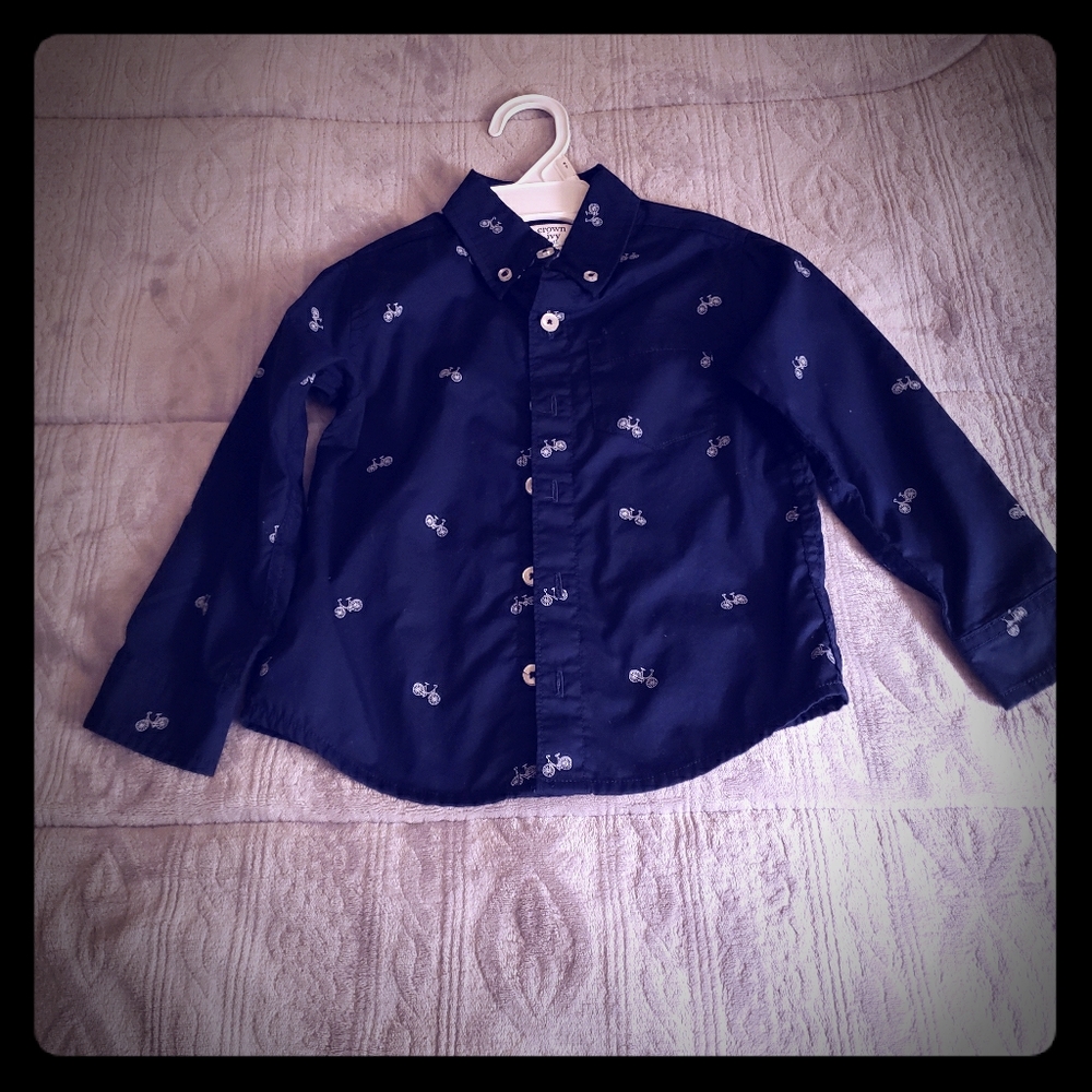 Crown & Ivy Button Down Shirt